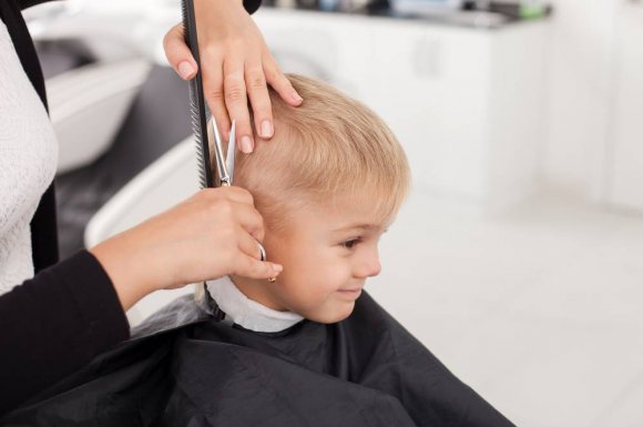 Coupe tendance pour petit garçon - Marcillac-la-Croisille - Isabelle Coiffure